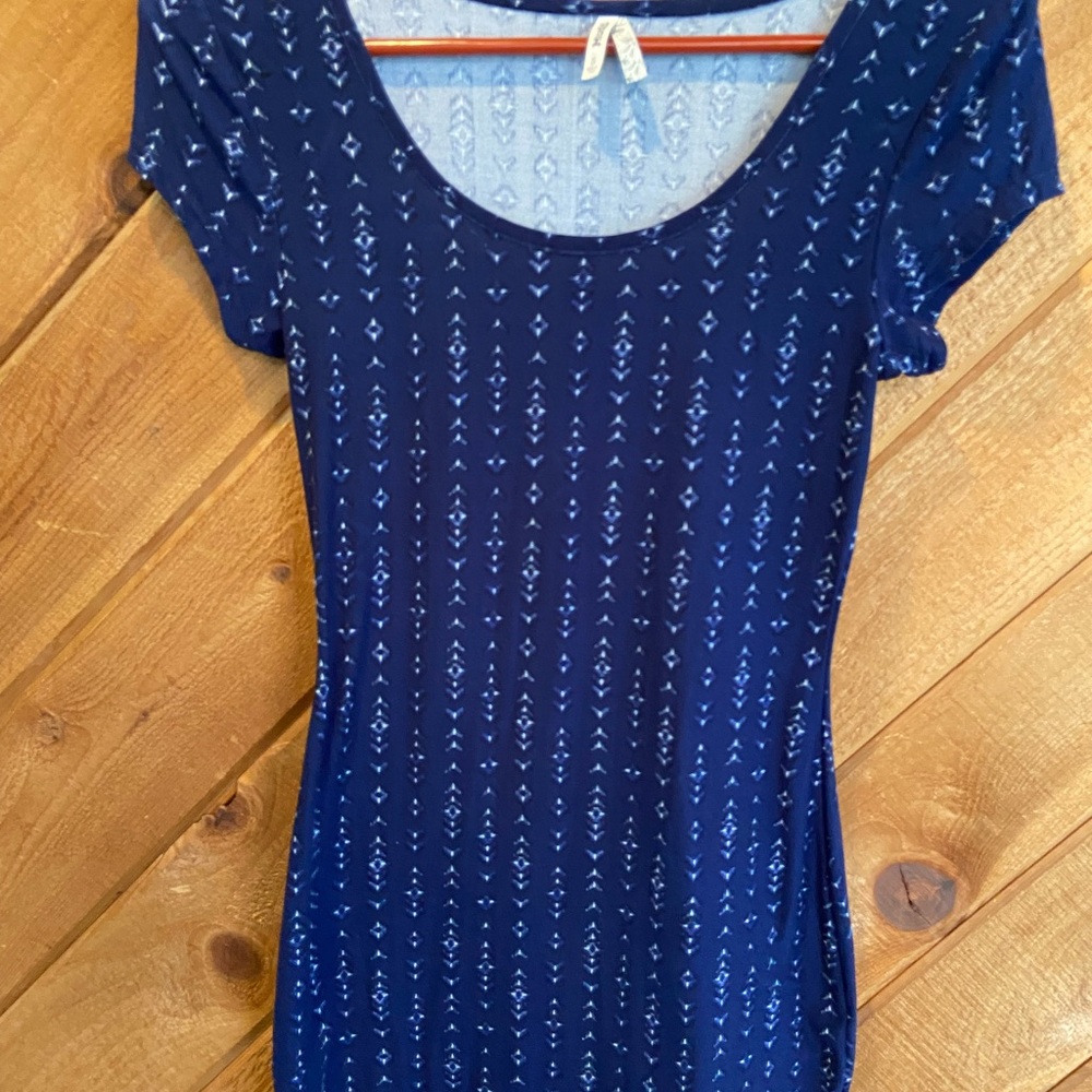 Mudd Blue Patterned Top